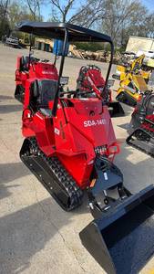 lot 37027 image: AGT Mini Track Loader  SDA-140T