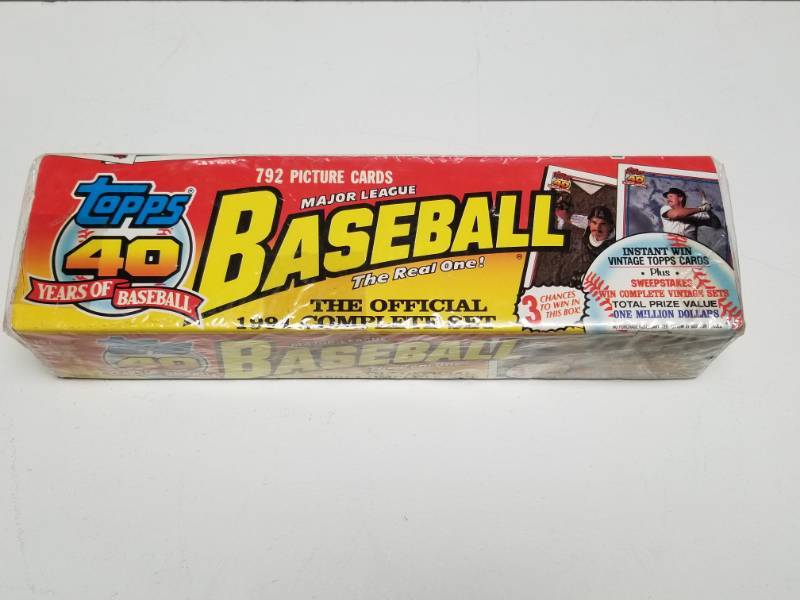 lot 1277 image: 1991 Topps Complete 792 Card Factory Sealed Baseball Card Set New Unopened