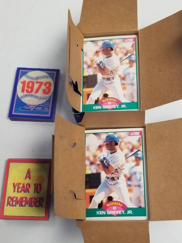lot 1245 image: 1989 Score Baseball Complete Update Traded Set Lot of 2 w Ken Griffey Jr. Rookie