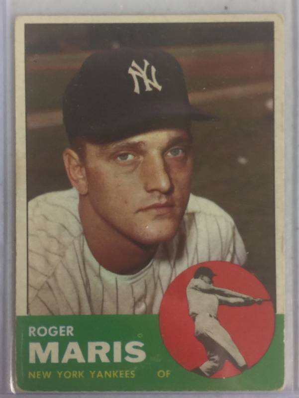 lot 1021 image: Original 1963 Topps Roger Maris #120 New York Yankees Baseball Card - No Creases, No Marks, Nice Card Book Value $80.00