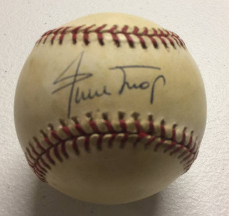 lot 1058 image: Signed Willie Mays Official National League Baseball On The Sweet Spot