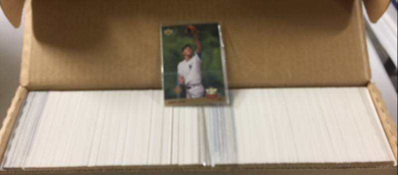 lot 1173 image: Complete 1993 Upper Deck Series 1 & 2 Baseball Cards Including Derek Jeter Rookie Card