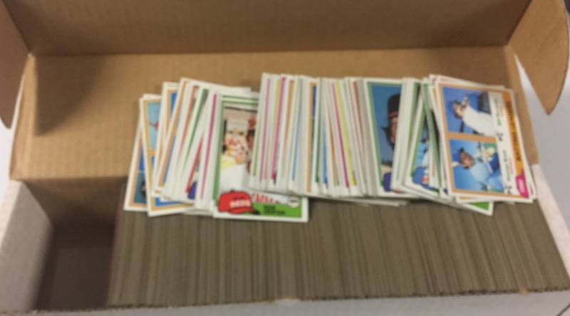 lot 1114 image: Complete 1981 Topps Baseball Trading Card Set 792 Total Cards