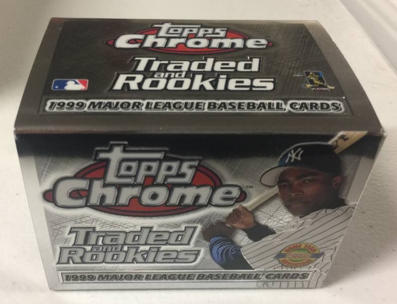 lot 1132 image: Complete 1999 Topps Chrome Traded & Rookie Complete Set with 121 Baseball Cards