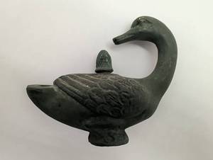 lot 2018 image: Cast Iron Goose Figurine