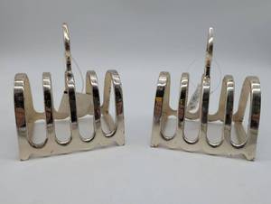 lot 9221 image: Silver Plated Toast Rack Stand by Crate and Barrell