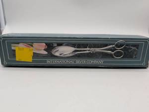 lot 9229 image: International Silver Company Scissor Salad Tongs