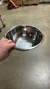 lot 50447 image: Stainless Steel Mixing Bowl
