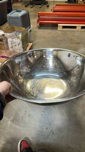 lot 50455 image: Large Stainless Steel Mixing Bowl 20 qt