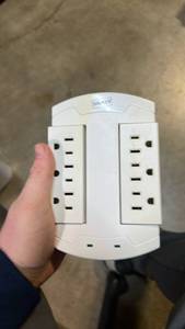 lot 50466 image: Staples 6-Outlet Wall Mount Surge Protector