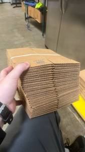 lot 71145 image: Flat Rate Shipping Boxes - Pack of 25
