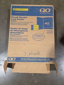 lot 10289 image: Square D QO 12-Space Circuit Breaker Outdoor Load Center  Model QO112L125GRB