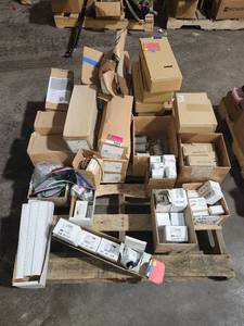 lot 11575 image: Electrical Parts and Components Wholesale Lot
