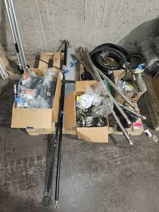 lot 11586 image: Industrial Hydraulic Hoses Fittings and Clamps Lot