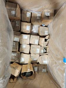 lot 11589 image: Industrial Structural Pipe Clamp Connectors Bulk Lot