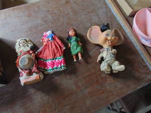 lot 3502 image: Selection of Dolls - Rubber Mouse