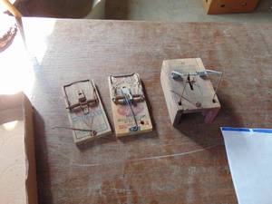 lot 3509 image: Vintage RatRodent Traps