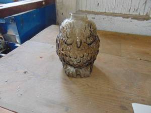 lot 3574 image: Wise Old owl Coin Bank