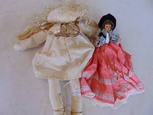 lot 3602 image: Pair of Vintage Dolls