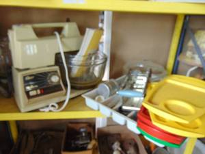 lot 3609 image: Contents of Shelf - Mixer