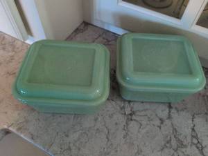 lot 830 image: Fire King Jadeite Square Storage Containers
