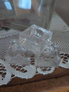 lot 861 image: Crystal Set of 3 Salt Cellars