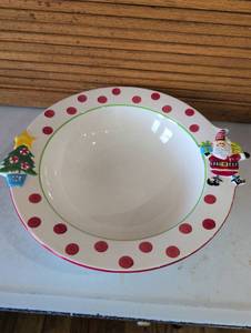 lot 935 image: Pier 1 Christmas Polka Dot Santa Bowl