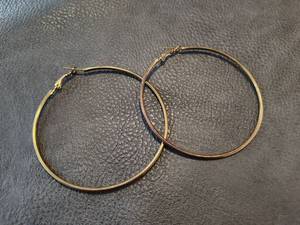 lot 2027 image: Bronze-Toned Large Hoop Earrings