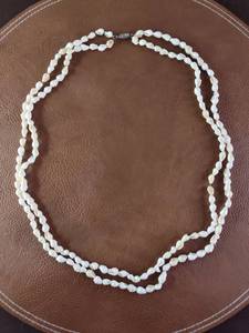 lot 2034 image: Beaded Shell Double Stranded Necklace