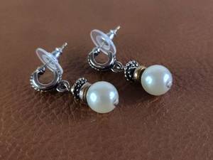 lot 2078 image: Silver-Toned Pearl Drop Earrings
