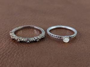 lot 2120 image: Silver-Toned Moonstone Style Ring Set