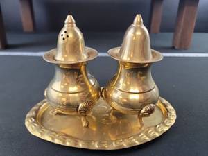 lot 2562 image: Brass Salt and Pepper Shakers with Decorative Base