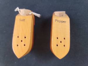 lot 2564 image: Orange Bakelite Salt and Pepper Shakers