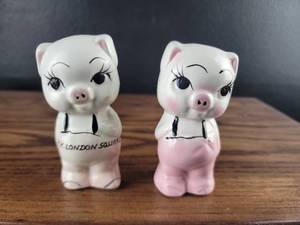 lot 2919 image: Jack London Square Ceramic Pig Salt and Pepper Shakers