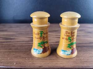 lot 2921 image: Religious Scripture Salt and Pepper Shakers Set