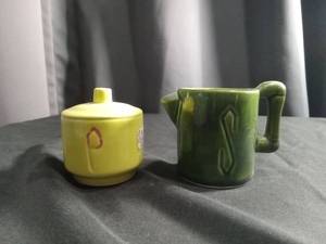 lot 2286 image: Mid-Century Ceramic Salt and Pepper Set