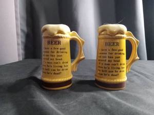 lot 2289 image: Humorous Beer Mug Salt and Pepper Shakers