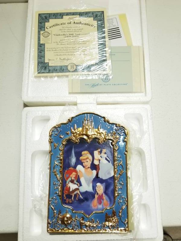 lot 1055 image: Cinderella 50th Anniversary Bradford Exchange Limited Edition Frame Plate New