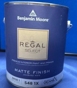 lot 6 image: Benjamin Moore Regal Select Interior Paint - Matte Finish
