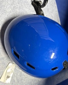 lot 61 image: Smith Blue Snow Sports Helmet