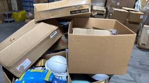 lot 83 image: Bulk Lot Miscellaneous Pallet