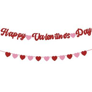 lot 4421 image: Red and White Heart Shape Garland