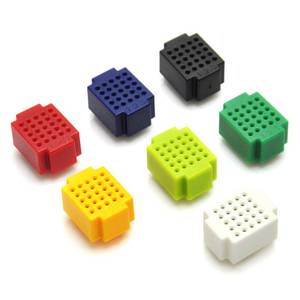 lot 16145 image: Gikfun Mini Solderless Prototype Breadboard for Arduino Shield (Pack of 7pcs) EK2137