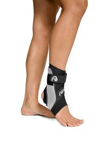 lot 2043 image: AIRCAST A60 Ankle Support Brace, Left Foot, Black, Medium (Shoe Size Mens 7.5-11.5  Womens 9-13)