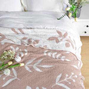 lot 9716 image: Leaf Pattern Throw Blanket Soft Cozy Spring Blanket for Bed, Couch, Sofa Lightweight Breathable Stylish Seasonal Home Decor Blanket Dusty Rose 50x60 Inches