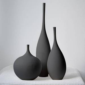 lot 11906 image: Relexome Black Ceramic Vase Modern Boho Wabi-Sabi Flower Vase Set of 3 Decorative Aesthetic Vases for Centerpieces Matte Minimalist Vases for Living Room Table Shelf Home Decor Gift (Small Damage)