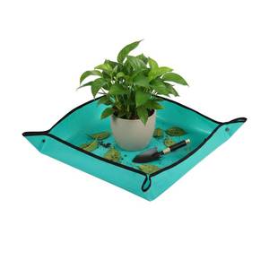 lot 12227 image: Owl Focus Plant Repotting Mat for Plants, Gardening Hand Tools for Gardeners, PE, 27x27in(68x68cm)