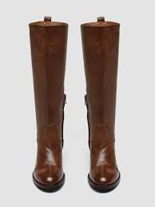 lot 17041 image: Brown Leather Boots size 7