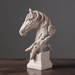 lot 1019 image: Yahu Lando Creative Art Retro Horse Head Ornament,Resin Statue Ornaments,Abstract Style Sculptures,Living Room Dining Desk Decorations,Bookshelf Decorative Objects,Office Decor(11.8Sandstone)