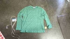 lot 10488 image: Ekolaer Green Knit Sweatpants